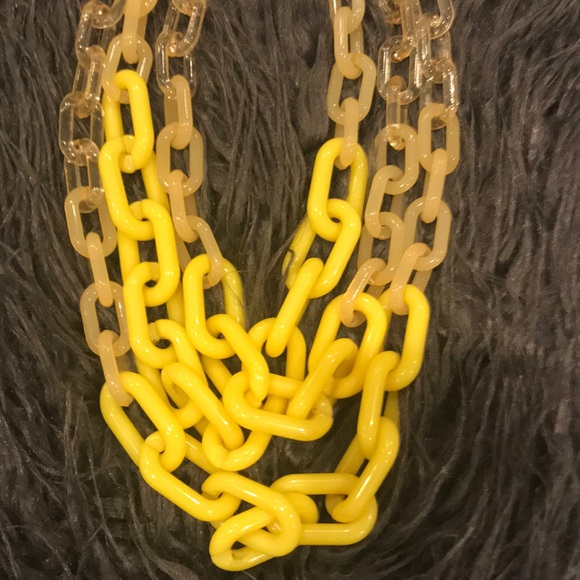 Beautiful baublebar necklace - Picture 3 of 3